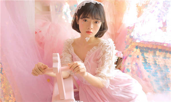 七里河供卵试管代怀生子多少钱？这一直是很多不孕不育家庭关注的话题。在中国，不孕不育的发生率越来越高，根据《中国不孕不育现状调研报告》显示，育龄夫妇的不孕不育率从20年前的3%增长至现在的12.5%-18.2%，患者人数高达6000万以上。在这样的背景下，许多家庭通过供卵试管来实现自己的生育梦想。那么，供卵试管代怀生子的费用到底是多少呢？